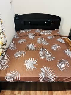 Queen size Cot and mattress for sale 0