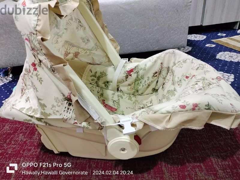 Used baby stroller and bath tub for sale! 3