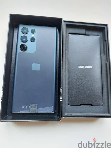 samsung 22ultra,very light used look as new 1