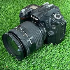 Nikon D90 with lens Speed light flash and studio light