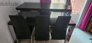 DinIngtable with tea table with out chair