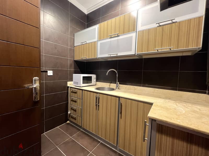 Salmiya - 2 bedrooms apartment with facilities 8