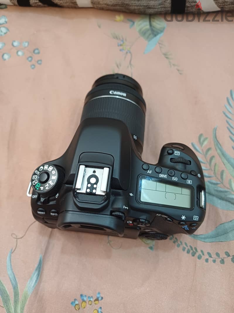 Canon 80d with kit lens 3