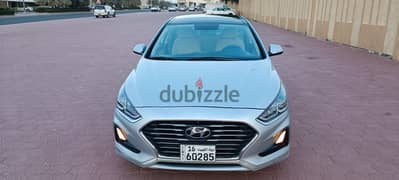 HYUNDAI SONATA PANORAMIC SUNROOF EXCELLENT CONDITION FOR SALE