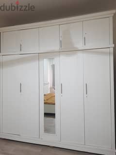 5 doors cupboard