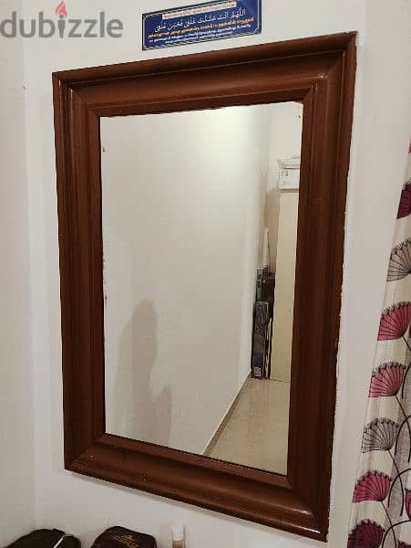 Wooden Frame Mirror 1