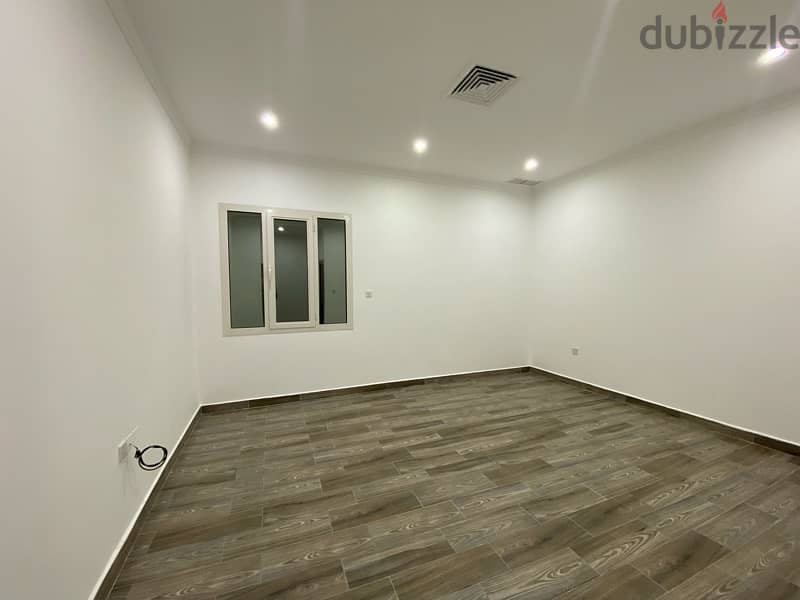 new luxury floor with big balcony + driver room 4