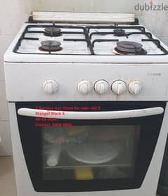4 Burner Stove with 2 nos. Gas cylinders for sale