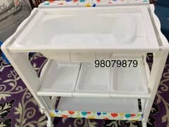 Baby Bath tub with myltipurpose for sale.
