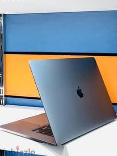 Apple MacBook Pro For Pro Designers And Sound Editing