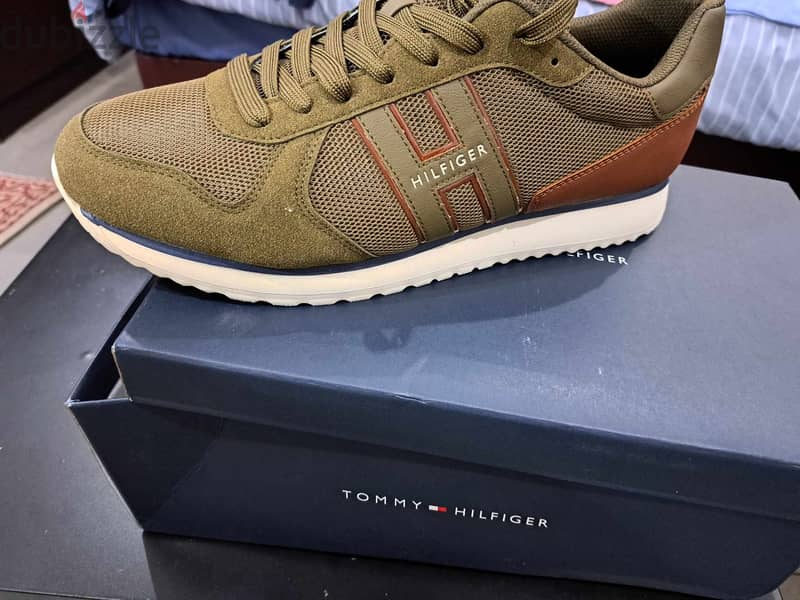 Original Tommy Hilfiger Shoes, NEW & Unused with box. Size 46 0