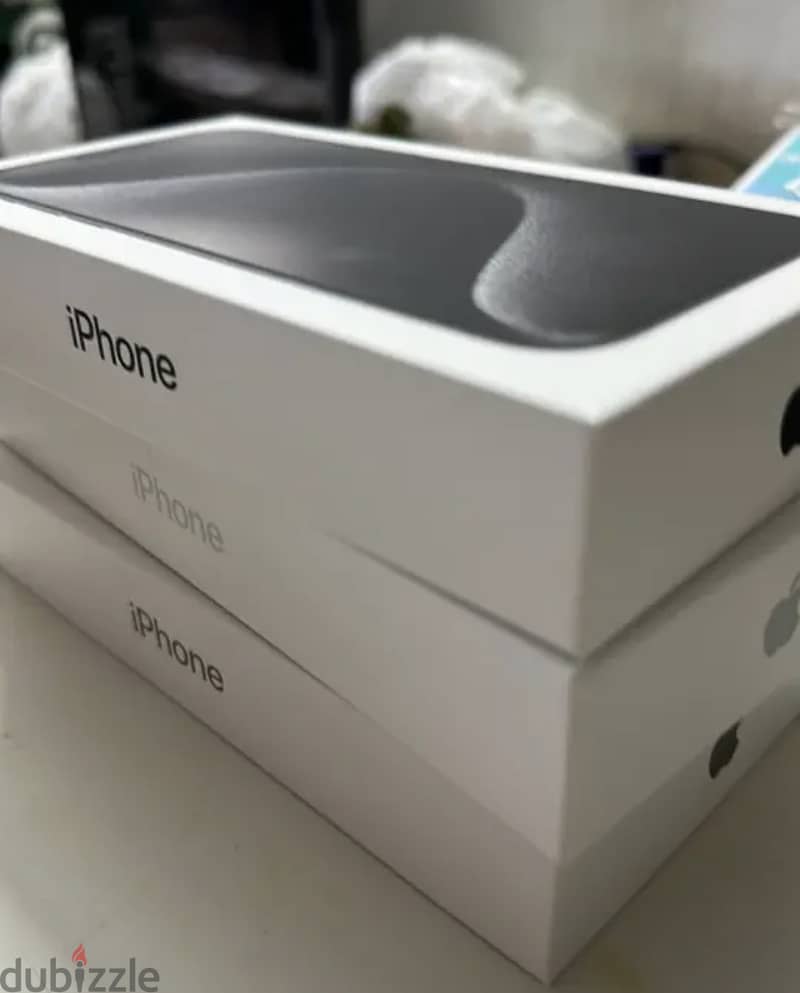 [Ready Stock] Apple iPhone 15 Pro Max 3