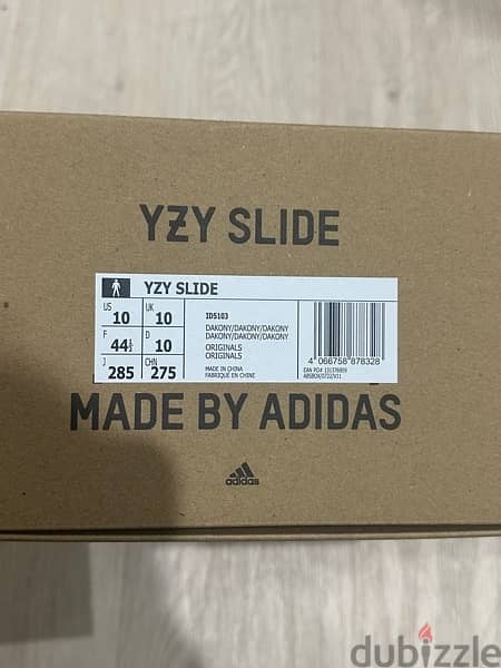 Adidas yeezy slide - black SIZE UK 10 1