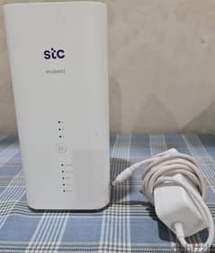 STC 4g Router in Excellent working Condition, without any scratches.