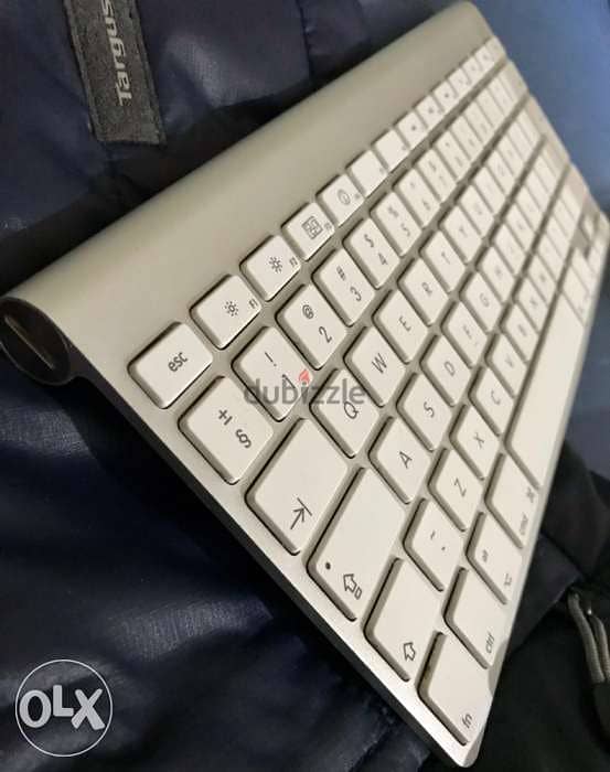 Apple Wireless keyboard 1
