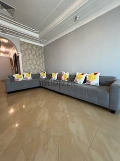 sofa 8 m benta kuwait like new