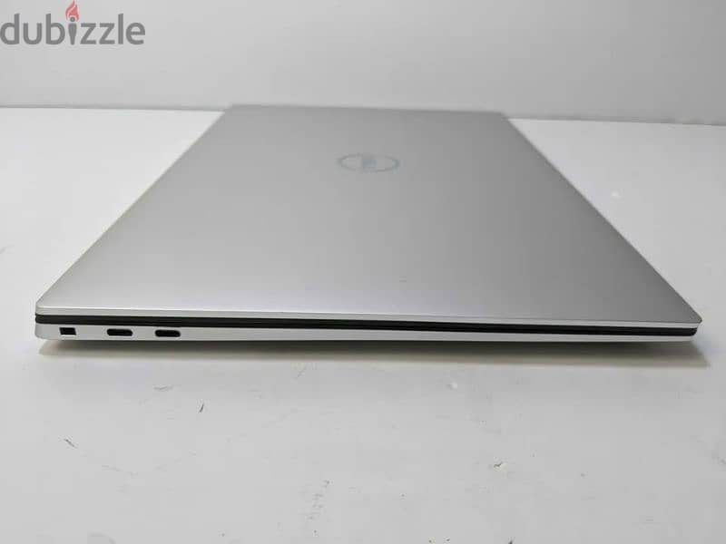 Real Dell XPS 15 7590 - 15.6" UHD 4K Touch - i9 - 9980HK, 64GB RAM 4