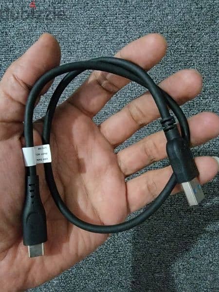 Anker power adapter with lighting and c type cable 4