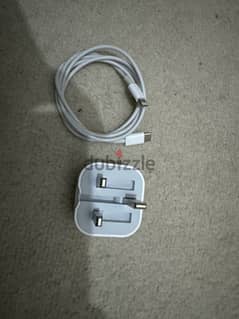 Apple 20 w adapter with cable