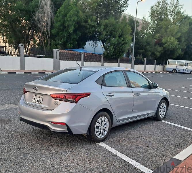 Hyundai Accent 2019 Silver 2