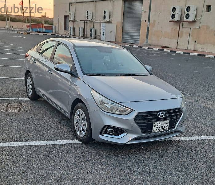 Hyundai Accent 2019 Silver 4