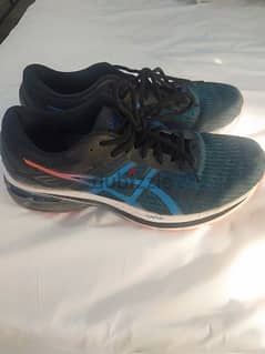 used shoe for sale 0