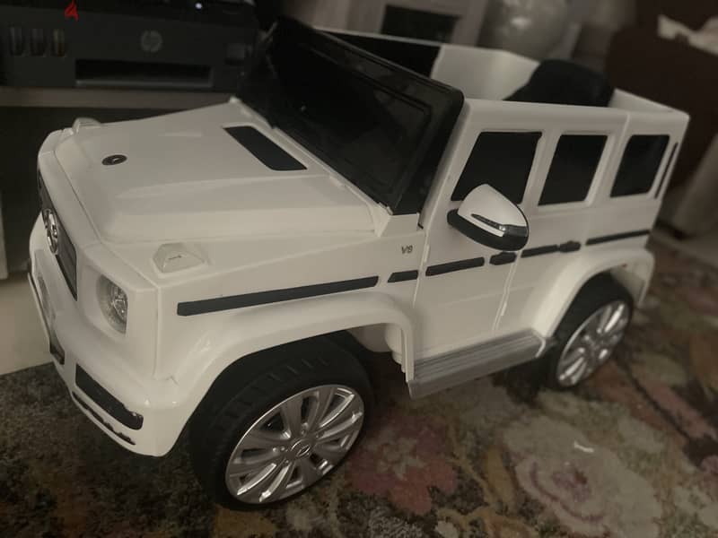 Kids Mercedes G Wagon G63 Electric Ride-on Car with Parent Remote 1