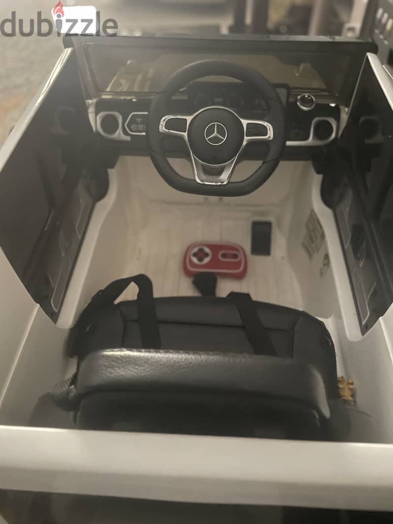 Kids Mercedes G Wagon G63 Electric Ride-on Car with Parent Remote 2