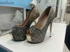 new heels , 2 numbers for 5 kd only size 36 & 37