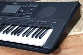 Yamaha PSR-SX900 Digital Workstation 61-Key Organ (FSB) Digital Keyboa