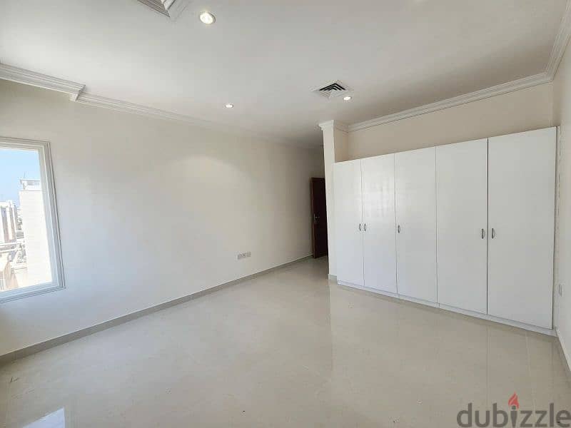 Salwa, Penthouse 4 master BR with full sea view 10