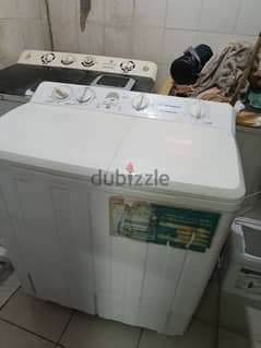Daewoo washing machine, 8 and a half kilograms, almost new, works well