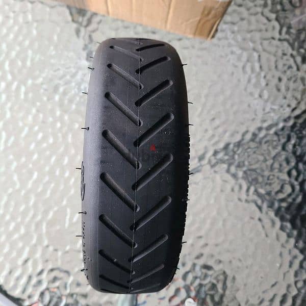 Very Little Used 8.5 inch Xioami Tyre Original. M365, Pro, 1s, Pro 2 0