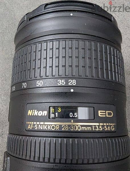 Nikon 28-300 VR Lens, Super clean Condition 0