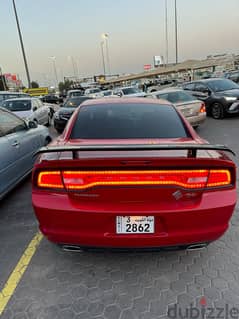 2013 Dodge Charger RT V8 HEMI in Excellent condition