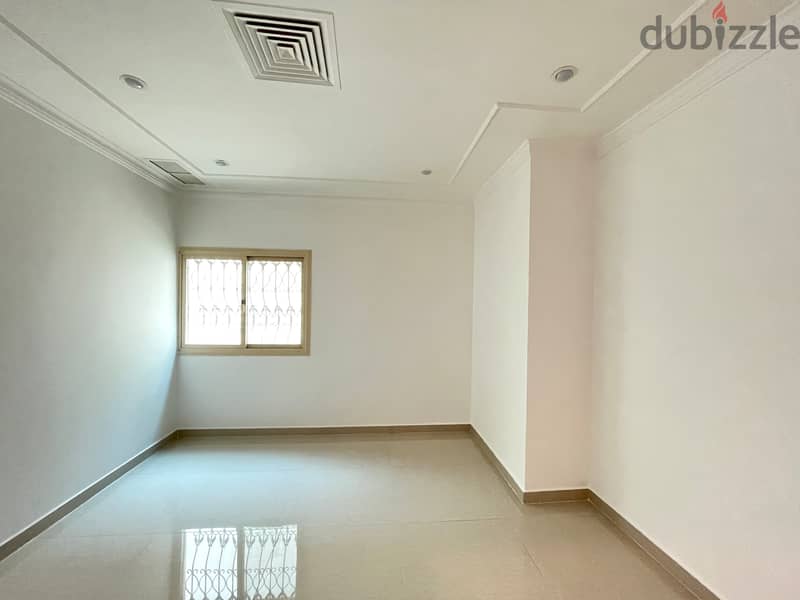 Qortuba – great, spacious five bedroom floor w/roof terrace 10