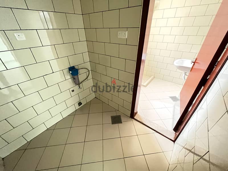 Qortuba – great, spacious five bedroom floor w/roof terrace 11