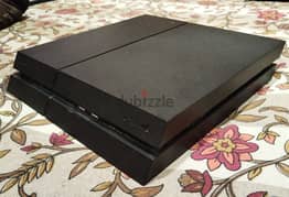 PS4 1TB WITH 4 CONTROLLER AND 3 GAMES AND ACCESSORIES