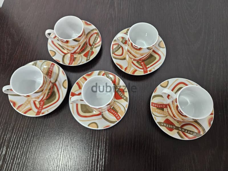 Cups and Saucers Set 1