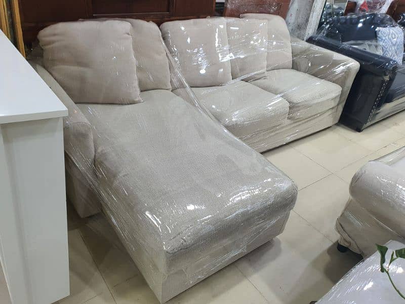 furnitures for sale free delivery contact WhatsApp please 94728700 5