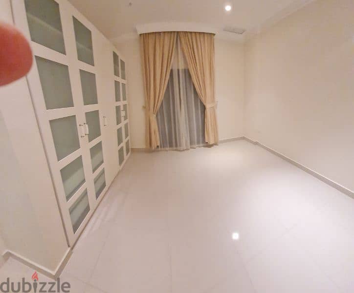 amazing huge flat in Jabriya with private outdoor area 2