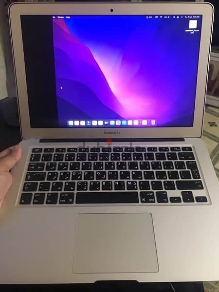 macbook air 2013 working in good condition 3