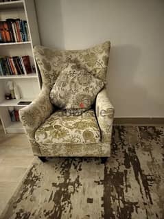 single seater wing back arm chair 0