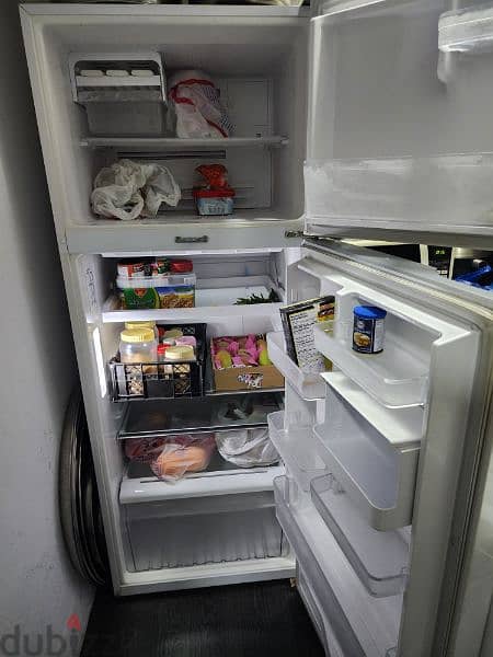toshiba refrigerator inverter, big size, clean condition 2