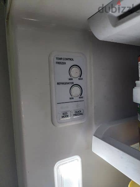 toshiba refrigerator inverter, big size, clean condition 3