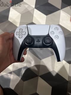 ps5 origional controller in very good condition