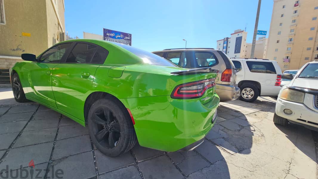 2017 Dodge Charger SXT v6 special edition 1