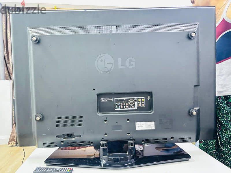 LG 47 inch 2