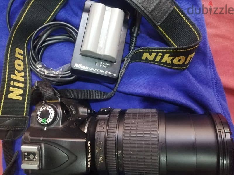 كاميرا نيكون دي٩٠ بحاله شبه الجديد 1