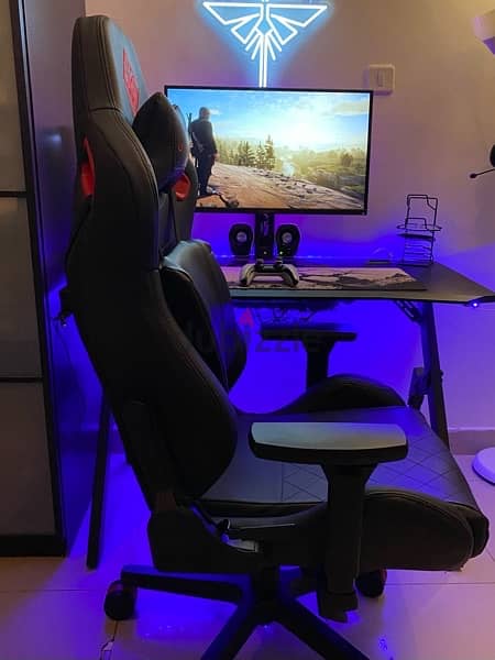 HP OMIN GAMING CHAIR 1